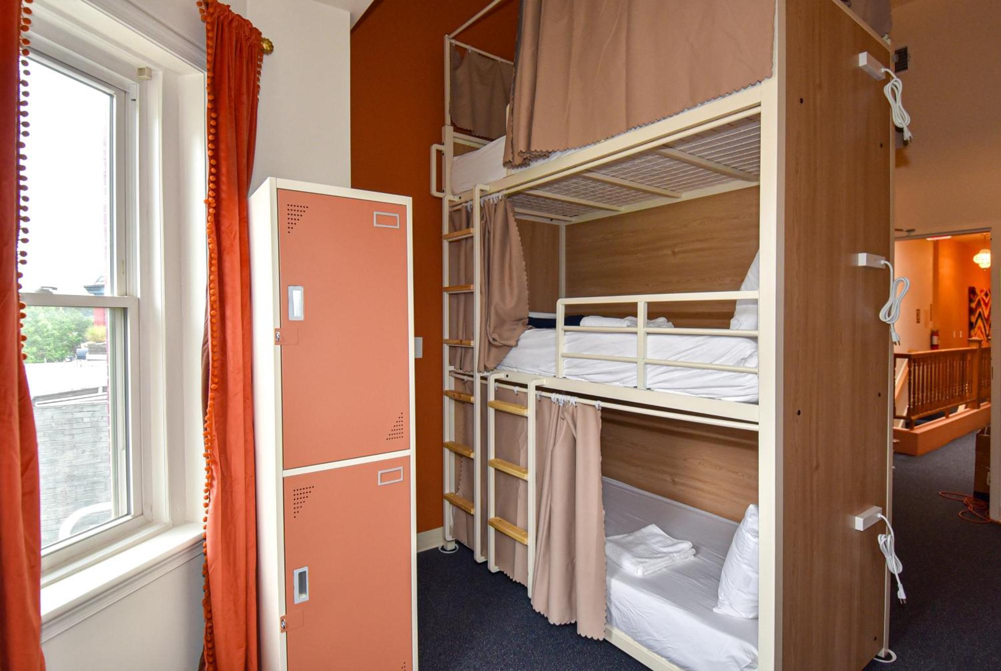 Caravan Hostel Dc Washington Exterior foto